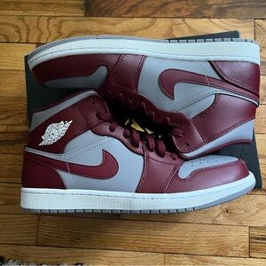 Nike Air Jordan 1 Mid Red and Gray Mens Size 11